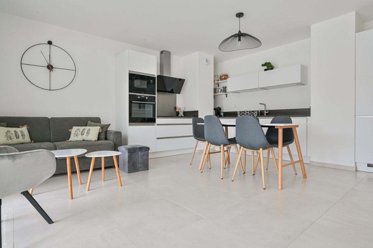 T4 Neuf - Jardin-Terrasse Et Piscine - Acces Direct Plages Et Centre Village - App C 12 Saint-Cyr-sur-Mer Zewnętrze zdjęcie